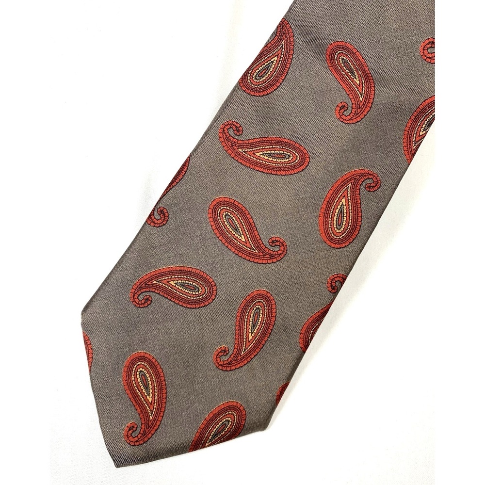 Aquascutum Tie Necktie Mens Brown Paisley Silk Made in USA‎ 3.5" x 56"